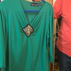 Susan graver green top
